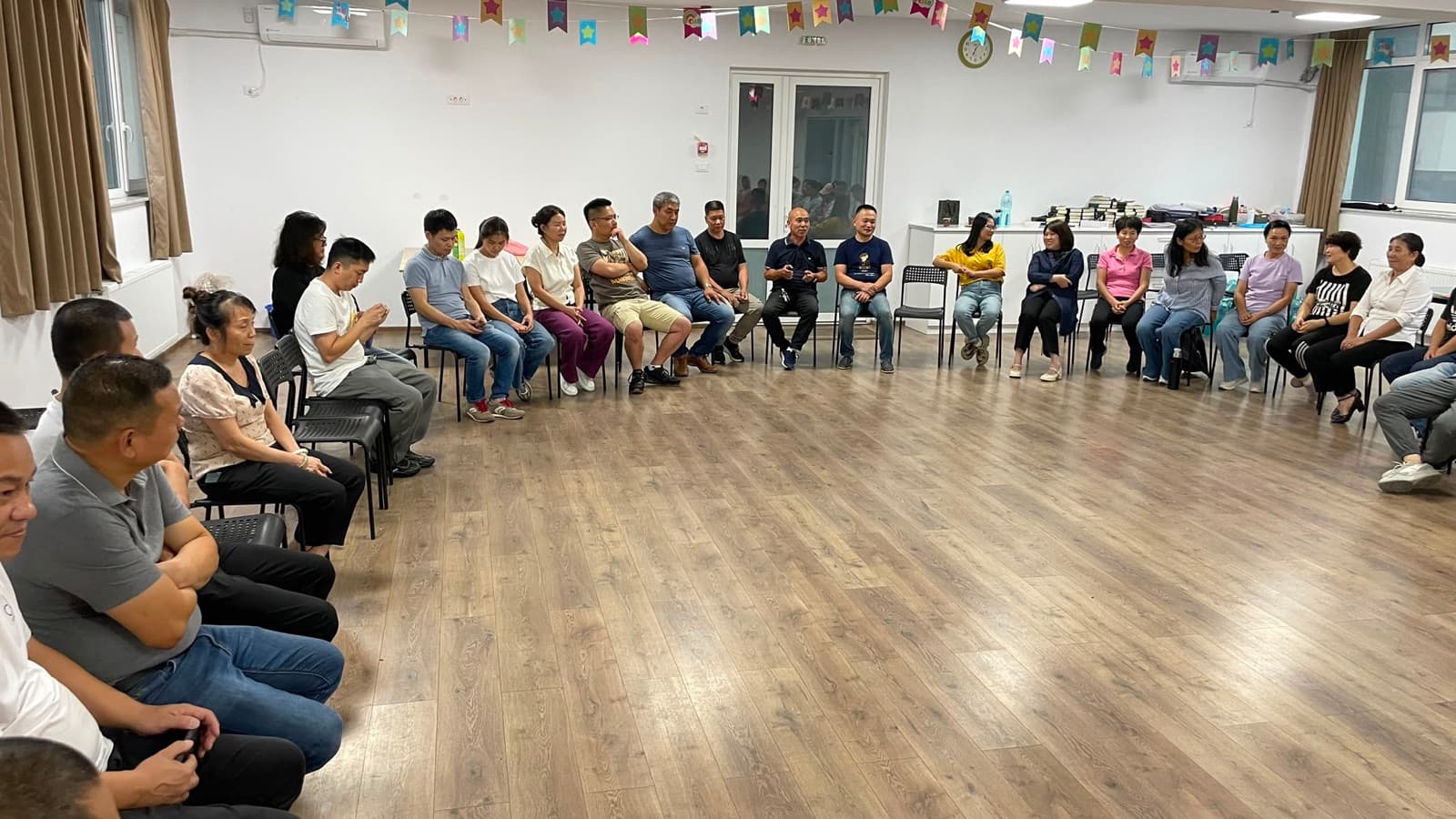 在羅馬尼亞華人教會服事
